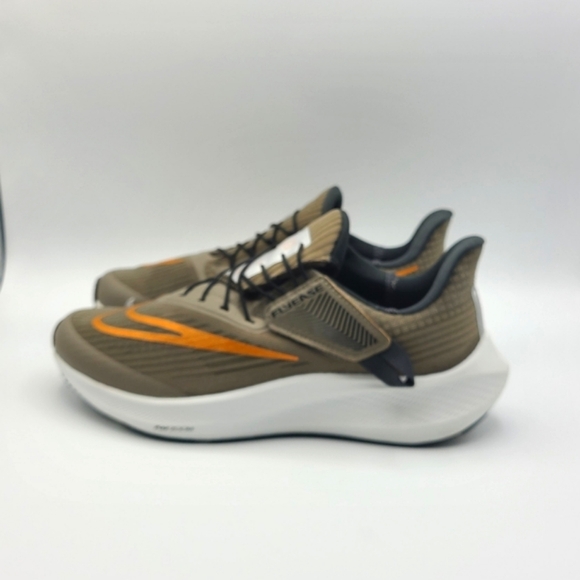 Nike Air Zoom Pegasus 39 FlyEase DJ7383-002 Size 7.5 Flaw - Picture 5 of 15